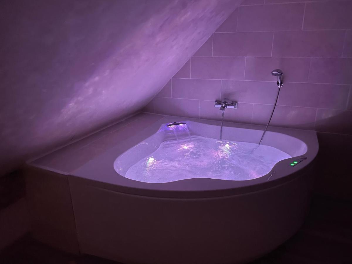Le Nid D'Amour 2Pers / Wifi / Sauna Houssen Exterior foto